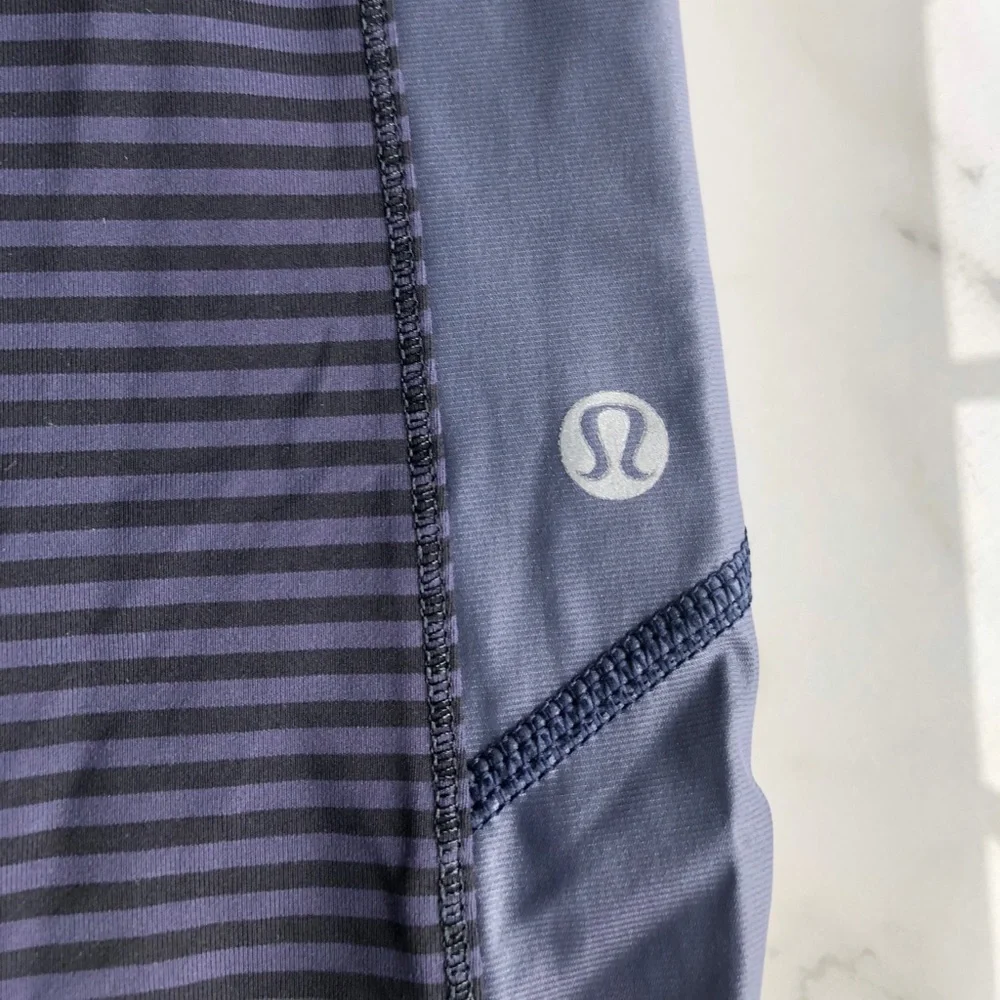 lululemon athletica Striped Gray Leggings - Picture 4 of 8